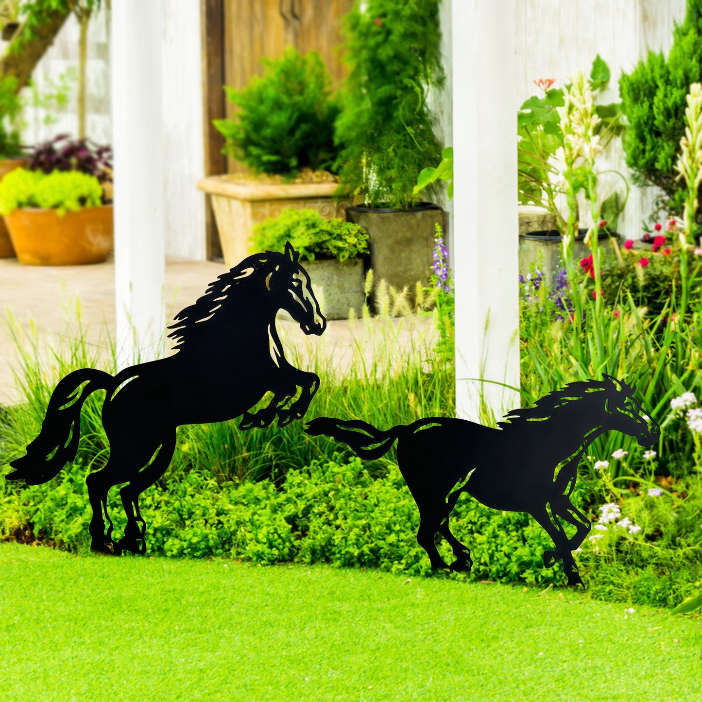Horse Metal Decorative Garden Stakes Horse Gifts for Women/Men Horse Lovers Gifts Silhouette Statues for Yard Art, Outside, Patio, Outdoor Decor, Garden Decorations, Lawn Ornaments